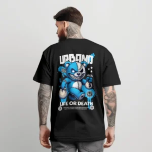 La t-shirt dell'orso di urbano